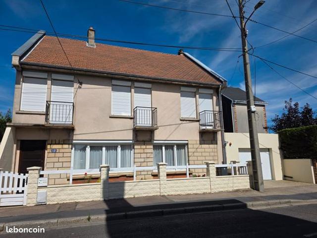 Exclusivite place sainte cecile