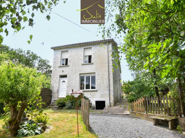 EXCLUSIVITE PROCHE MONCOUTANT S/SEVRE, Maison à la campagne, 3 chambres, Jardin clos !