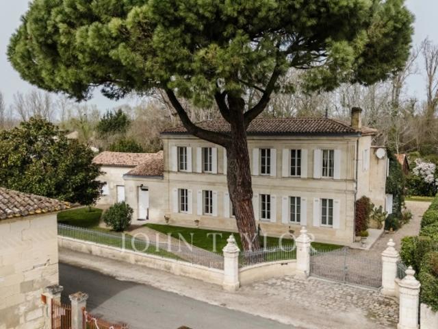 Exclusivité Propriété de caractère a 25 min de Bordeaux