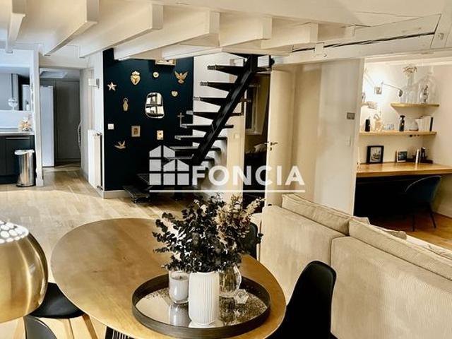 EXCLUSIVITÉ Quartier des antiquaires Appartement de caractère et de charme en plein coeur de Dijon