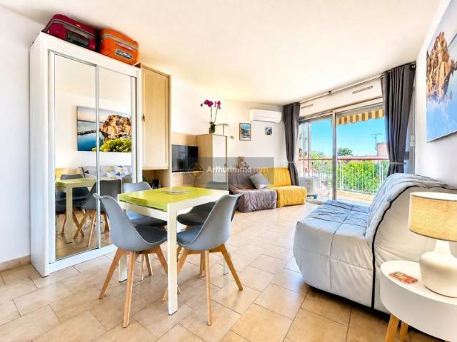 EXCLUSIVITE DERNIER ETAGE QUARTIER MUSSET