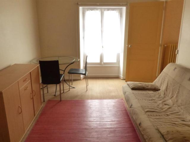 EXCLUSIVITE Sablé sur Sarthe confortable appartement lumineux calme et meublé