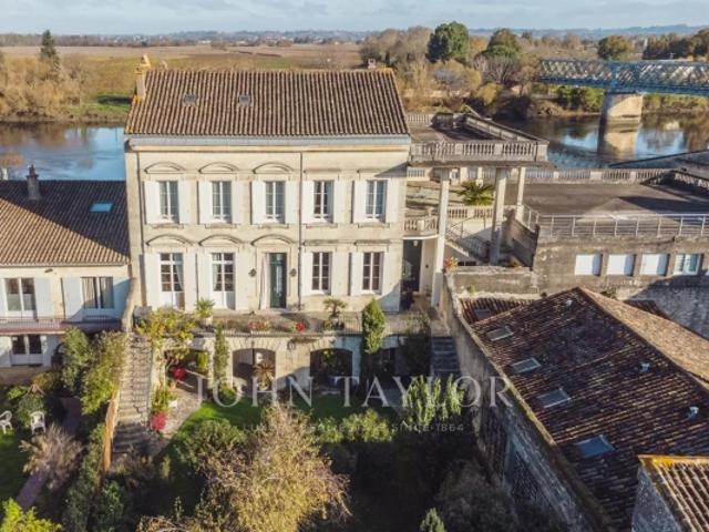 Exclusivité Saint Emilionnais Maison de Maître d'Exception John Taylor