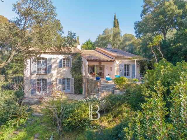 Saint Raphaël Villa Familiale A Pied Des Plages 192m² Saint Raphaël