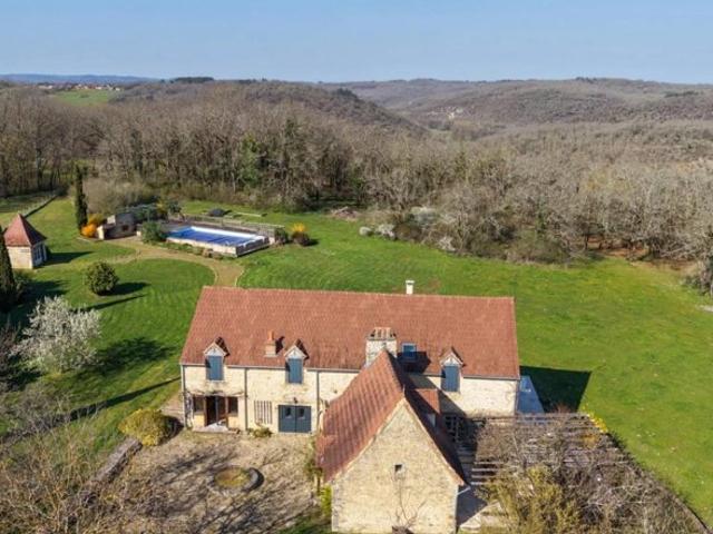 EXCLUSIVITE Secteur Gourdon Ancien Corps de ferme restauré a