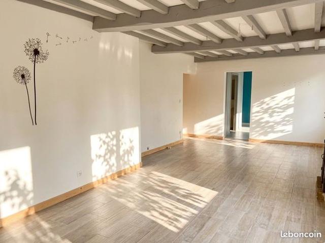 EXCLUSIVITE SECTEUR TOURNES, Spacieuse maison de pierre