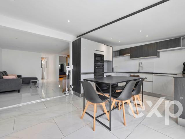 EXCLUSIVITÉ Sofia – Maison 4 pièces rénovée avec piscine