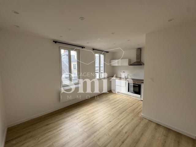 EXCLUSIVITÉ SMITH: DUPLEX REFAIT À NEUF HYPER CENTRE