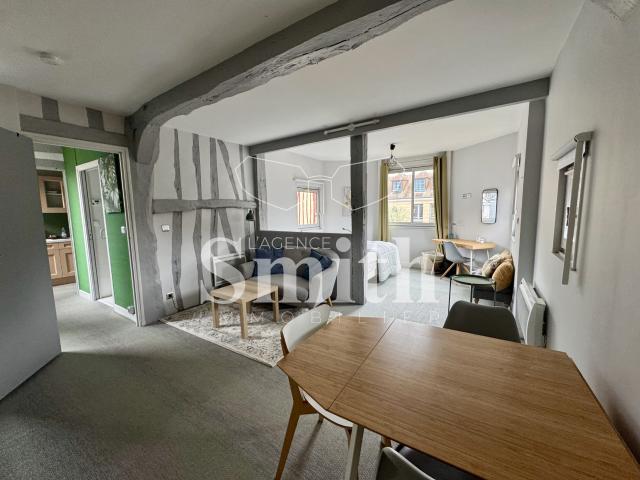 EXCLUSIVITÉ SMITH: STUDIO PROCHE SAINT MACLOU