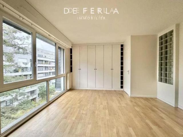 Exclusivité Studio Paris V