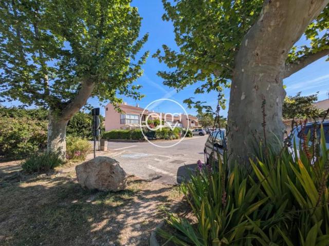 EXCLUSIVITE STUDIO RDJ SUD SECTEUR PORT LA LONDE LES MAURES