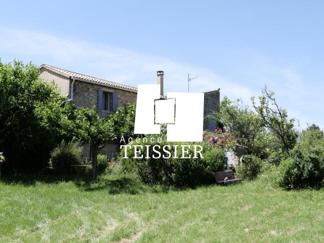 Exclusivité: Sud Ardèche 07460 Banne, maison en pierre indé. 120m² Banne