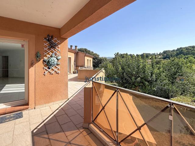 EXCLUSIVITÉ Superbe appartement 105 m2 Très grande terras