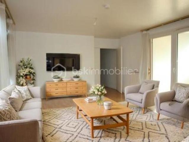 Exclusivité Superbe Appartement 3 Pièces avec Balcon Créteil Pointe du Lac