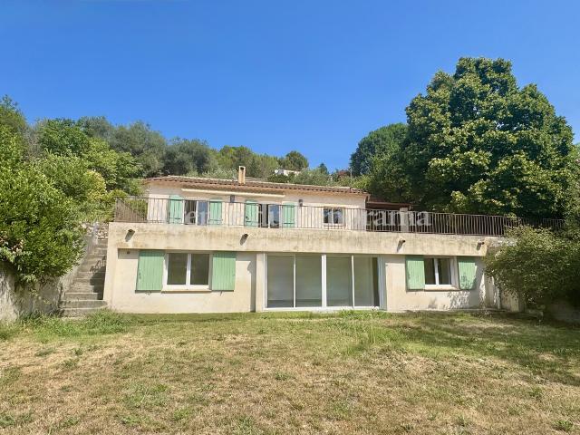 EXCLUSIVITE SUPERBE VILLA AU GRAND CALME