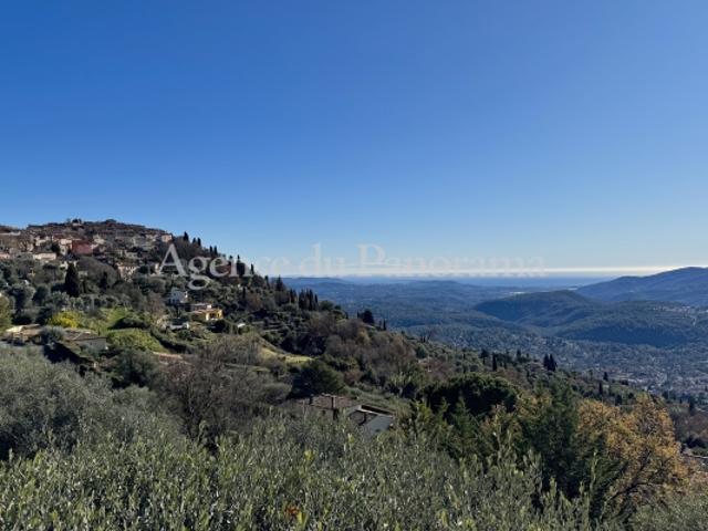 EXCLUSIVITE SUPERBE VILLA BENEFICIANT D'UNE VUE PANORAMIQU