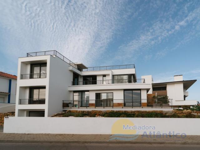 Exclusividade, Design e Mar Uma Moradia Única na Ericeira