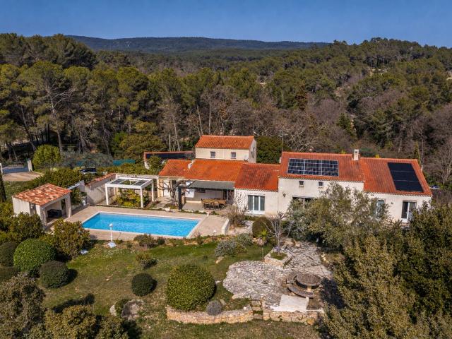 Exclusivite Flayosc Propriete 286M2 Sur Terrain 9000M2 286m² Flayosc