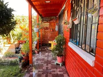 Execelente propiedad 2 dormitorios 1 baño | 4 dormitorios por 83000. 00 en Puente Alto