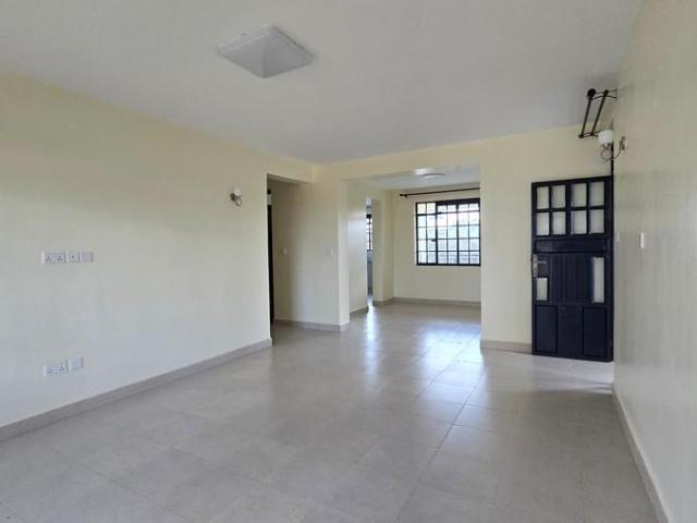 Executive 3 bedrooms + Dsq Apartments To LET