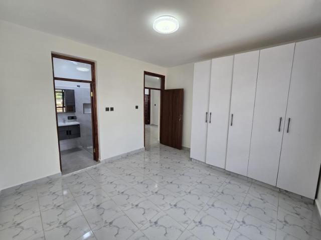 Executive 3 Bedrooms flat roof bungalow for sale in Ruiru