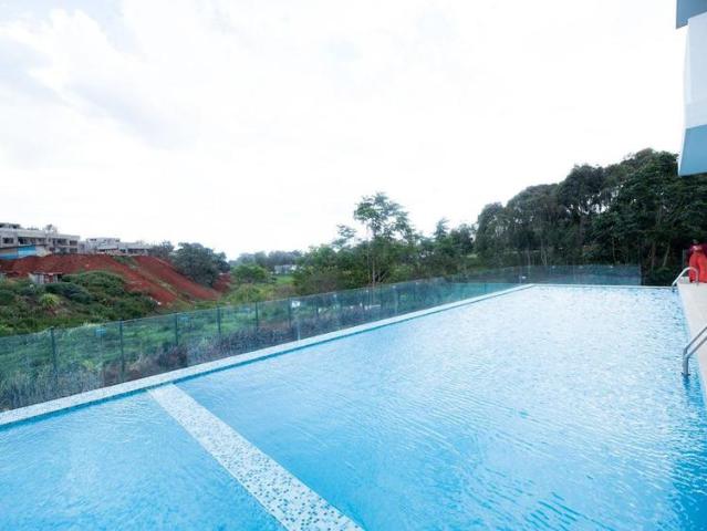 Executive 1 bedroom for rent