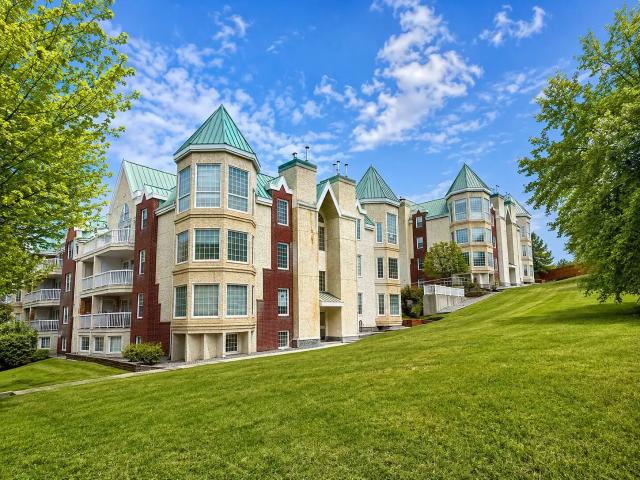 Executive 2 Bedroom Condo in Downtown St. Albert