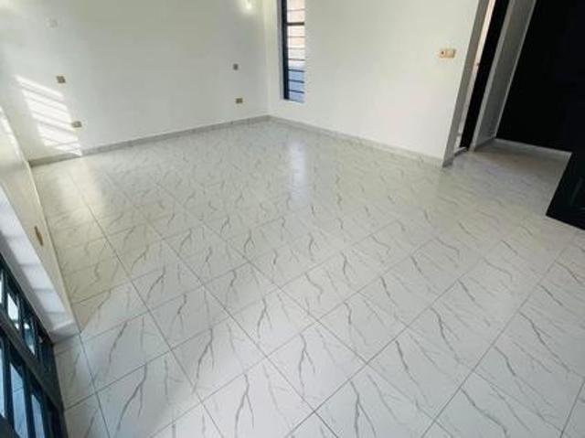 Executive 4 Bedrooms Maisonette for sale