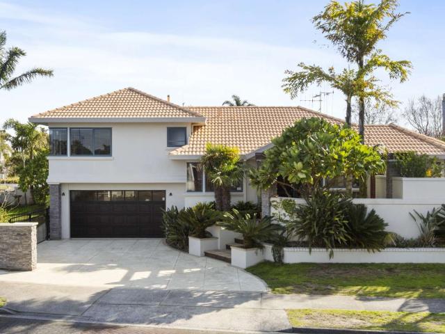 Executive Coastal Living in Sought After Malibu Key, Papamoa