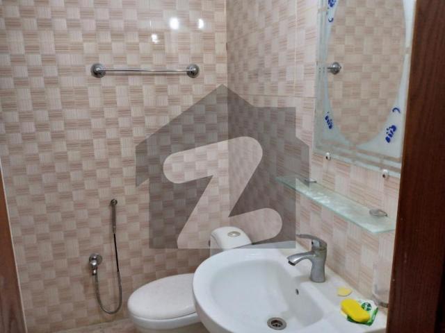 Executive Arcade, 3 Bed 3 Baths, Apartment For Rent D 17