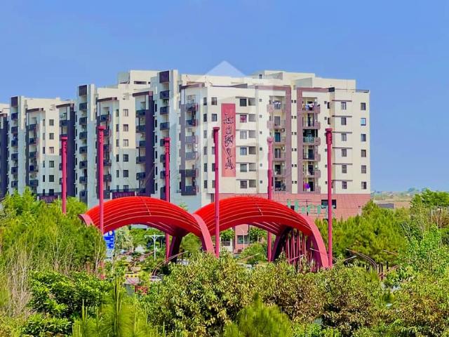 Executive Block, Gulberg Greens 1 Kanal Under Development