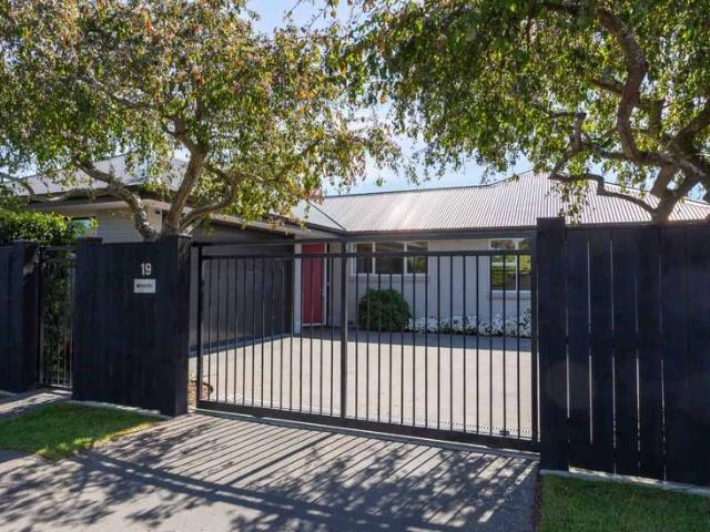 Executive Family Home in Avonhead