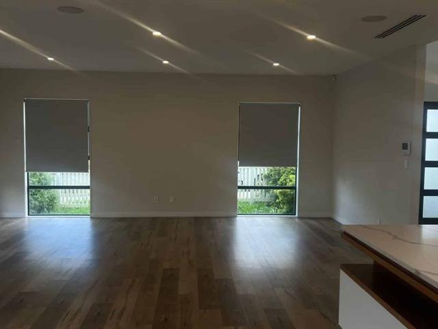 Executive Family Living in the Heart of Hobsonville Ã¢ÂÂ 4 Tahingamanu Drive