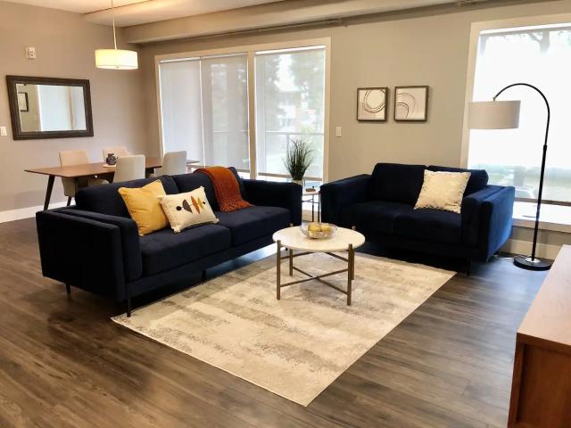 Executive FULLY FURNISHED Suite in Arbor 83!