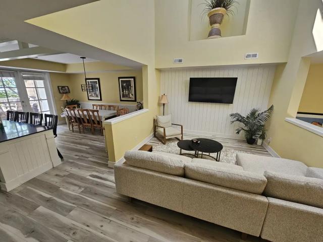 Executive Furnished Waterfront Townhome | Mission Shores | 2,800 Sq. FtI’m