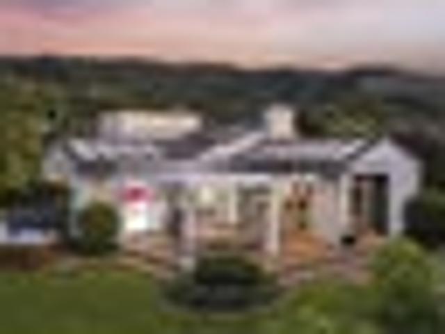 Executive home in prime Richmond location