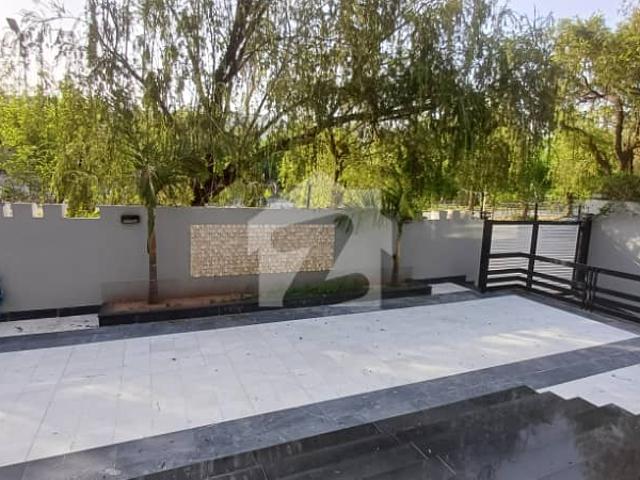 Executive Level House For Rent 5 Independent Units | 15 Beds | Ideal For Embassies & Multinationals F 6/4 Islamabad