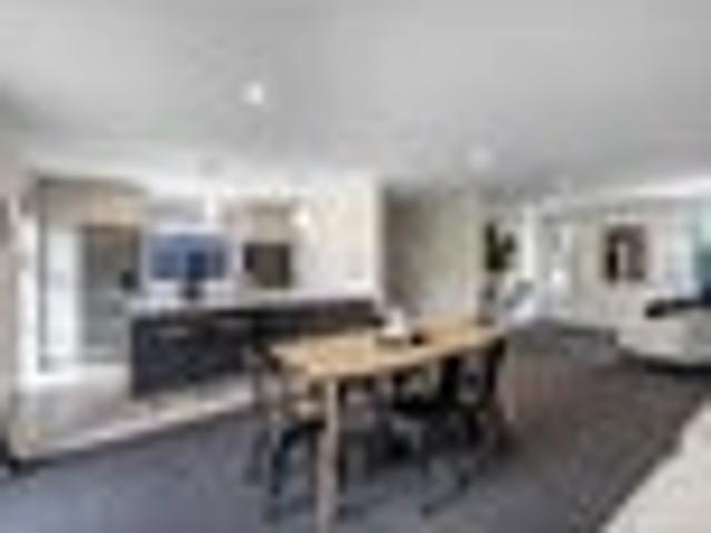 Executive Living in Prime Location