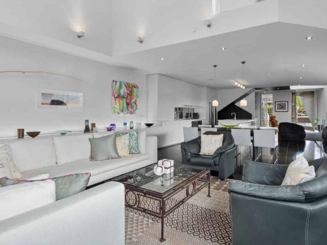 Executive living 6 months Jul 26 to Jan 27