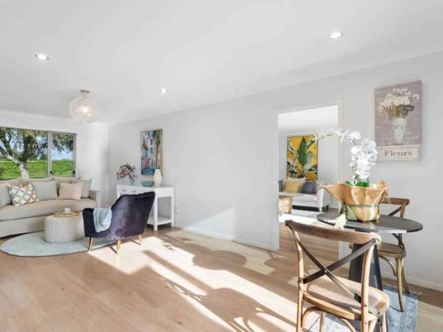Executive Lifestyle Living with Pool – Mainten.