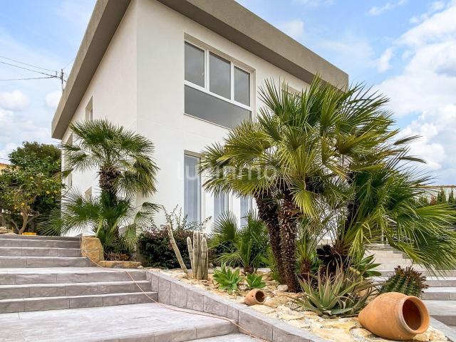 Exelente chalet independiente a estrenar en Calpe 210m² Calpe Calp