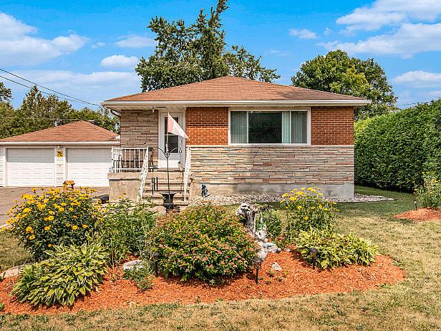 Exit Realty Matrix 8099 Victoria St, Metcalfe