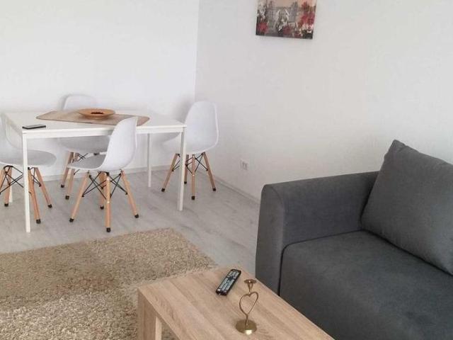 Exigent Plaza Faza 2: 2 camere decomandat cu vedere spre Parcul Liniei