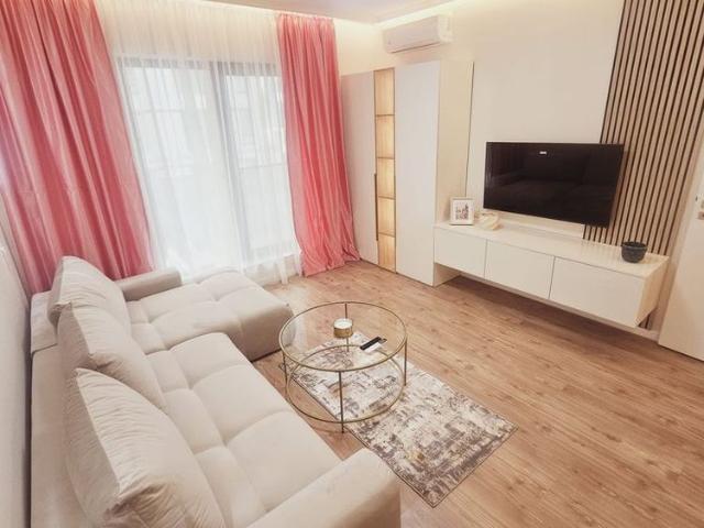 Exigent Plaza Inchiriere garsoniera lux Lujerului