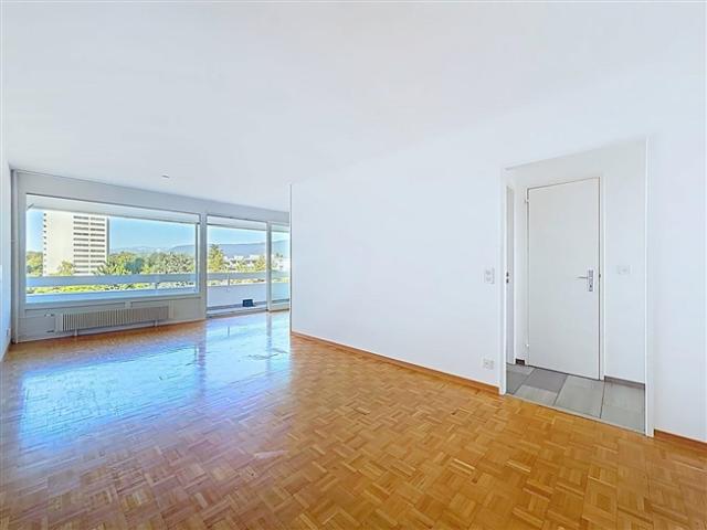 Exklusiv 3.5 Zimmerwohnung mit Aussicht
