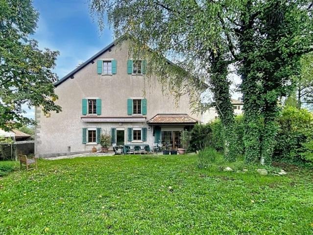 Exklusiv Bauernhaus mit mehreren Wohnungen