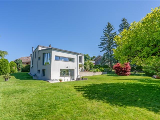 EXKLUSIV Elegantes Anwesen mit Charakter an den Toren von Lausanne