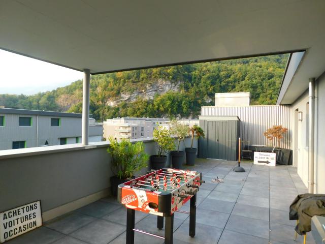 EXKLUSIV Geräumiges und helles 5,5 Zimmer Penthouse Collombey Muraz mit einer Panoramaterrasse von 106 m2