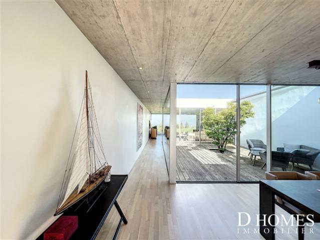 EXKLUSIV I Duplex Villa mit Blick auf den See