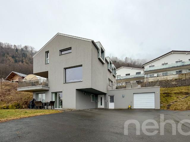 Exklusiv: Minergie Villa mit zwei Wohnungen
